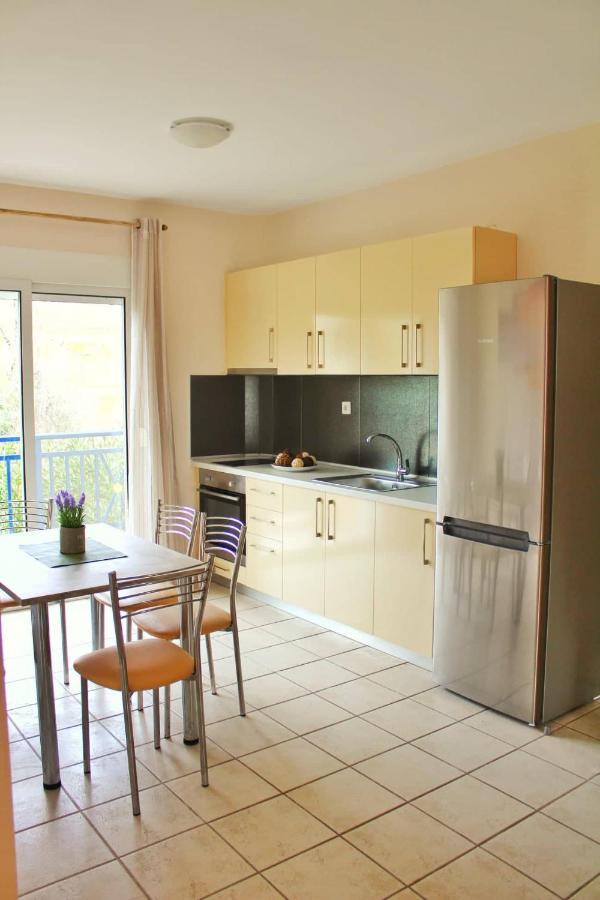 Nikogroup Noulis Apartment Полихроно Екстериор снимка
